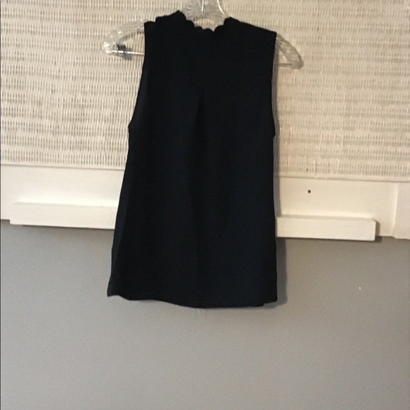 H&M Scalloped Trimmed Blouse (NWT) - Picture 8 of 12